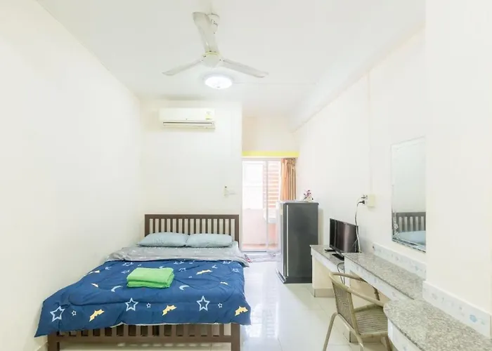 Oyo 75405 Ladda Place Hotel